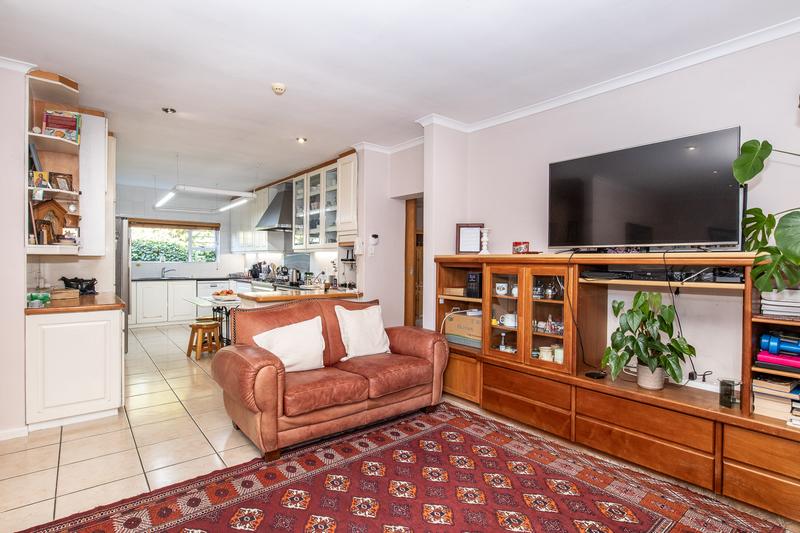 5 Bedroom Property for Sale in Constantia Western Cape